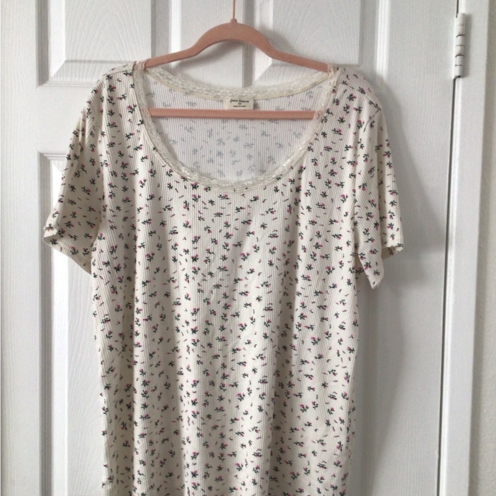 Floral Print Short Sleeve Top